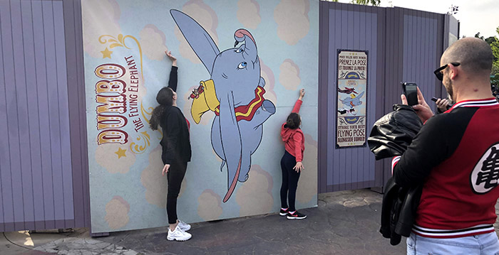 Disneyland Paris presenteert interactieve fotomuur met Dombo