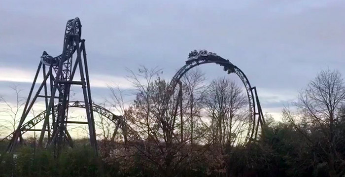 Video: nieuwe achtbaan Movie Park Germany maakt testrit