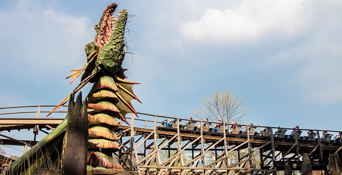 Houten achtbaan Efteling na bijna zeven weken weer open