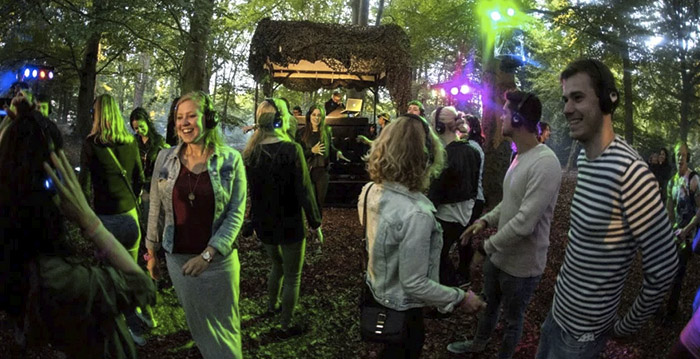 Efteling viert oud en nieuw met silent disco