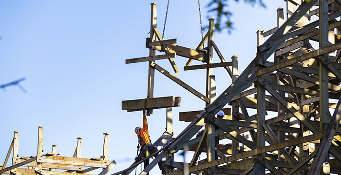 Foto's: sloop van Walibi-achtbaan in volle gang