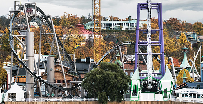 34 meter hoge inverted coaster in Zweeds pretpark: 'Achtbaan van wereldklasse'