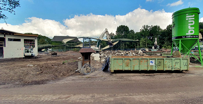 Foto's: Efteling sloopt ingang van Bob