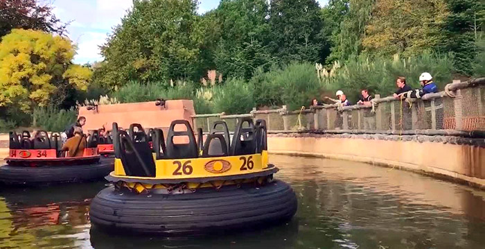 Video: Efteling-bezoekers geëvacueerd uit wildwaterbaan Piraña