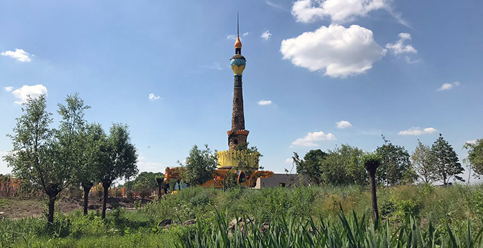 Toverland onthult 27 meter hoge blikvanger