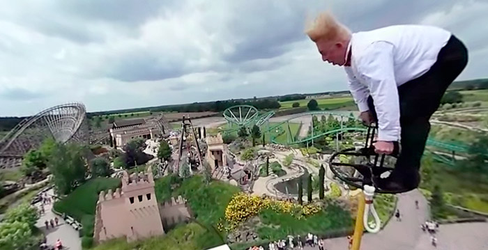 Spectaculaire beelden stuntshow Toverland: zo voelt balanceren op 22 meter hoogte