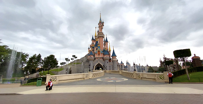 Disneyland Paris verrast bezoekers met onverwachte fonteinenshows