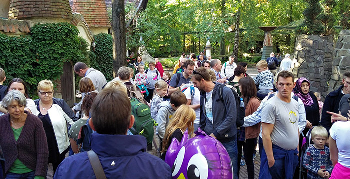 Efteling verrast door enorme drukte: ruim 30.000 bezoekers