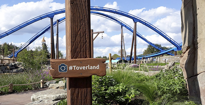 Toverland promoot hashtag met nieuwe bordjes