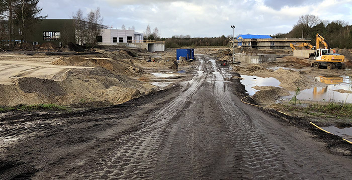 Stationsgebouw van nieuwe achtbaan Toverland staat overeind