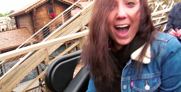 Video: Looopings test nieuwe houten achtbaan in Plopsaland