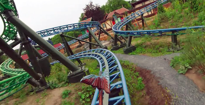 Efteling deelt onride-video's van nieuwe achtbaan Max & Moritz