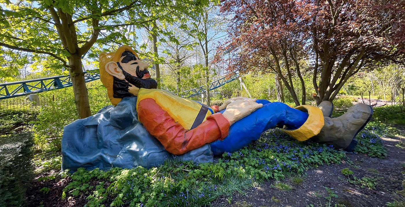 Plopsaland verwijst naar het verleden met nostalgische reus