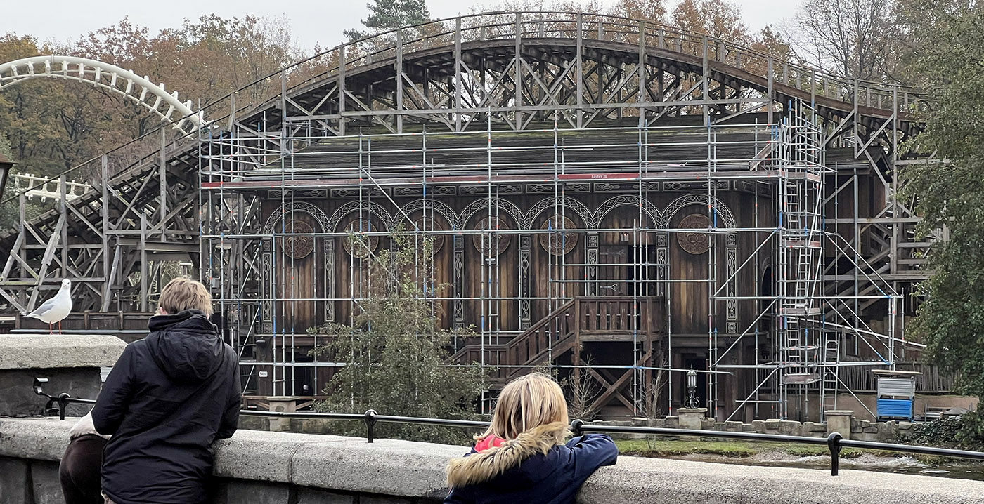 Efteling pakt onderhoud Joris en de Draak groots aan: ook station in de steigers