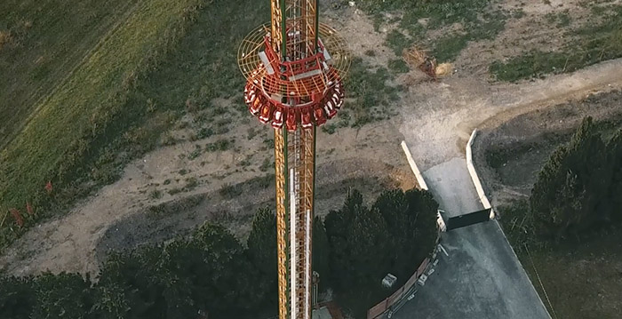 Nederlandse vrijevaltoren in Frans pretpark