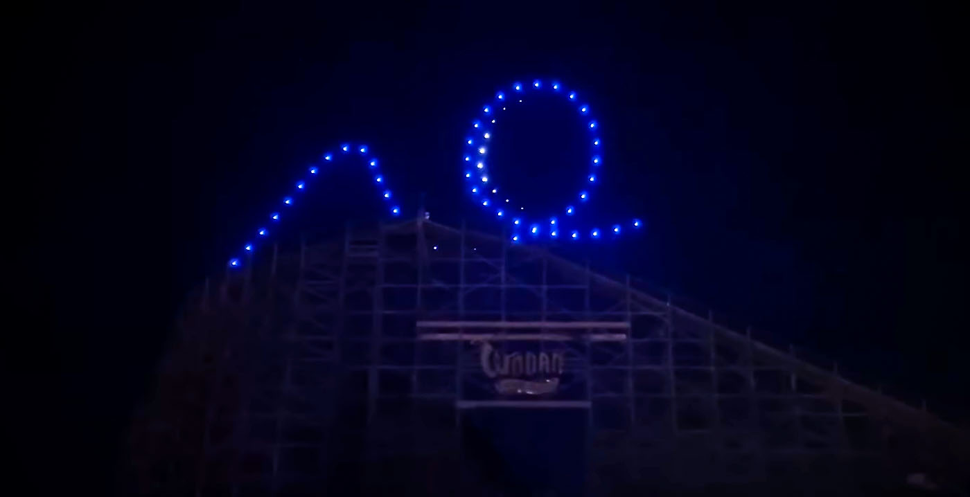 Video: Europa-Park sluit zomeravond af met droneshow en vuurwerk