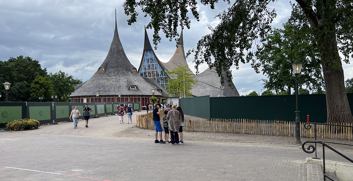 Dwarrelplein wordt Dwarrelstraat: aangepaste looproute in entreegebied Efteling