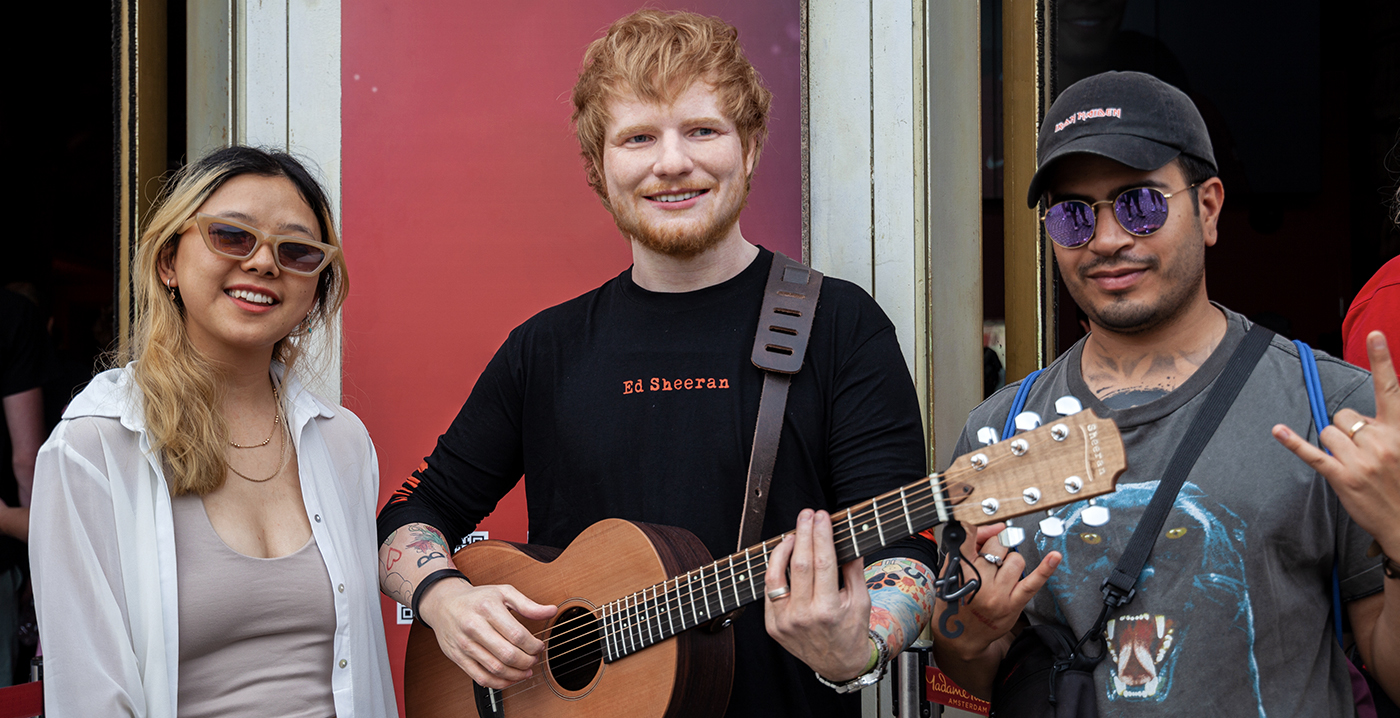 Ed Sheeran lokt bezoekers naar binnen bij Madame Tussauds Amsterdam