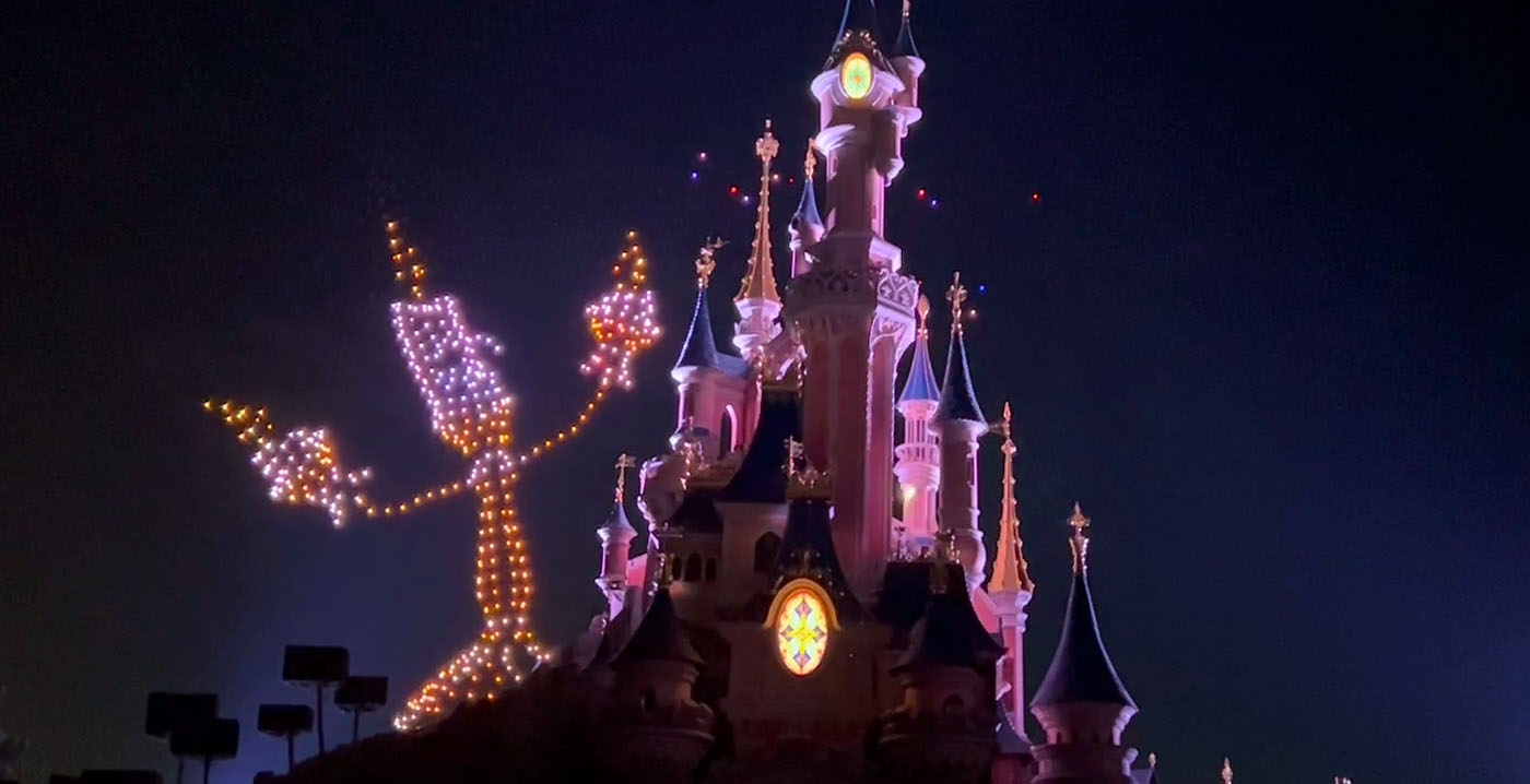 Disneyland Paris breekt Europees record met spectaculaire avondshow: 1495 drones