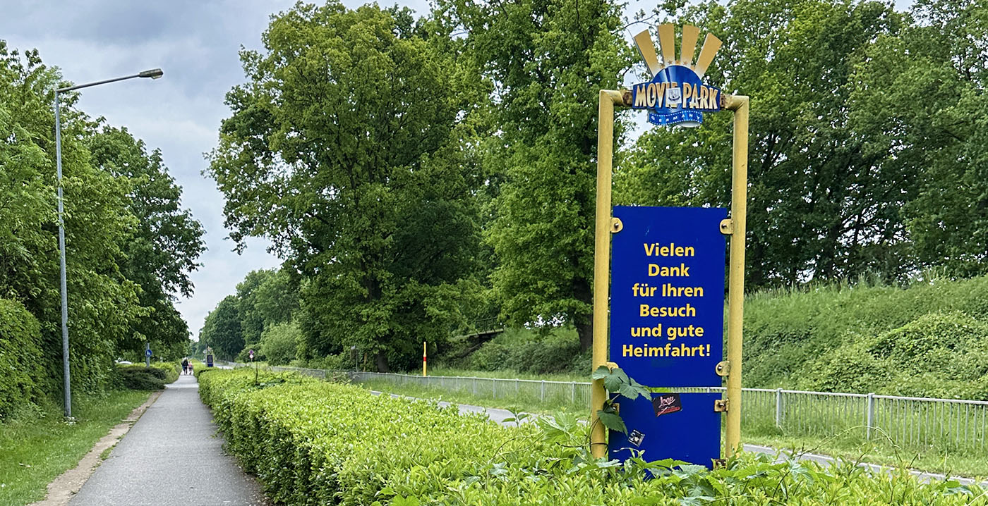 Movie Park Germany vraagt 19,90 euro voor parkeerplek bij de ingang