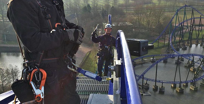 Even wennen: Goliath in Walibi Holland is helemaal blauw