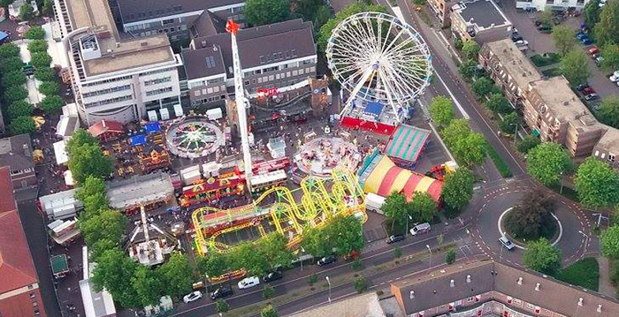 Twee attracties in brand gestoken op kermis in Uden