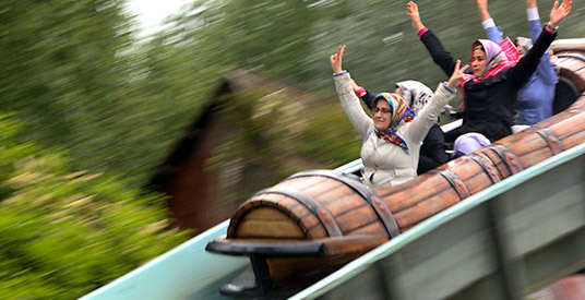 'Vluchtelingenkamp met vijfhonderd asielzoekers bij Walibi Holland'