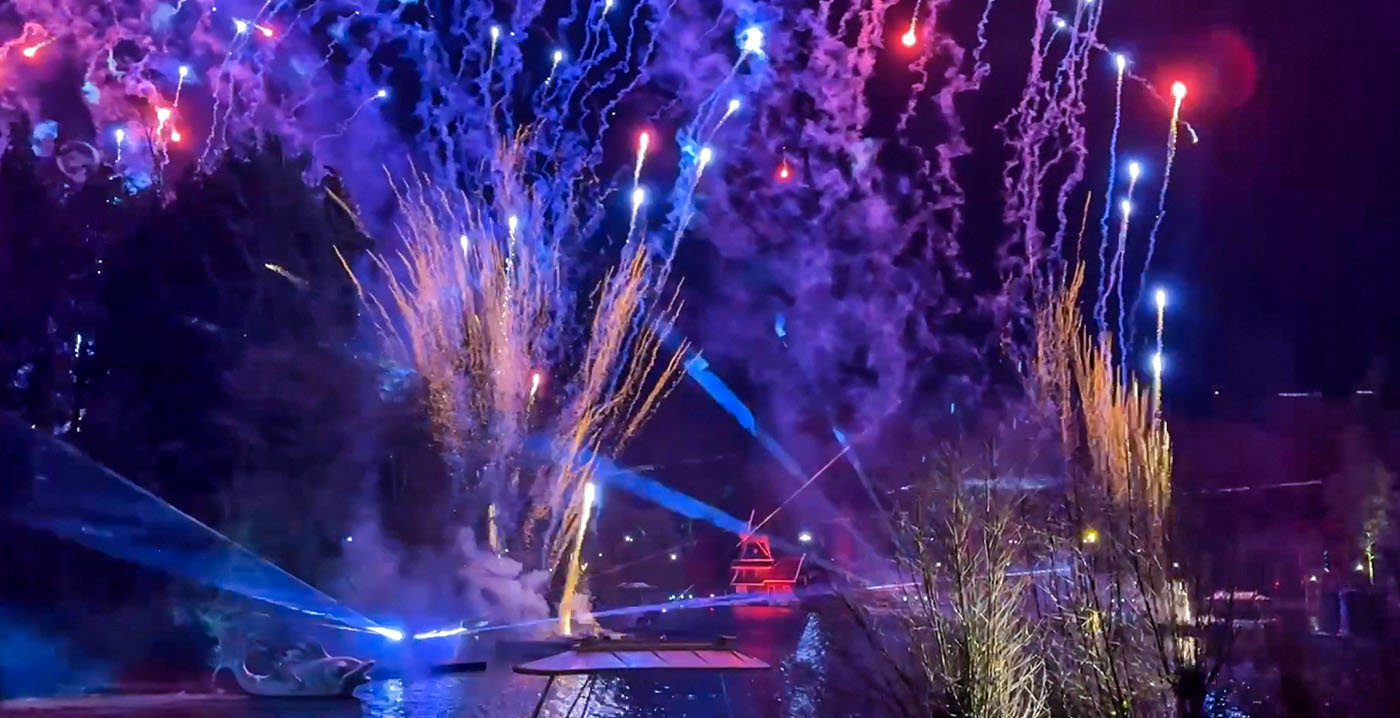 Efteling viert nieuwjaar met spectaculaire vuurwerk- en lichtshow: eerbetoon aan het verleden