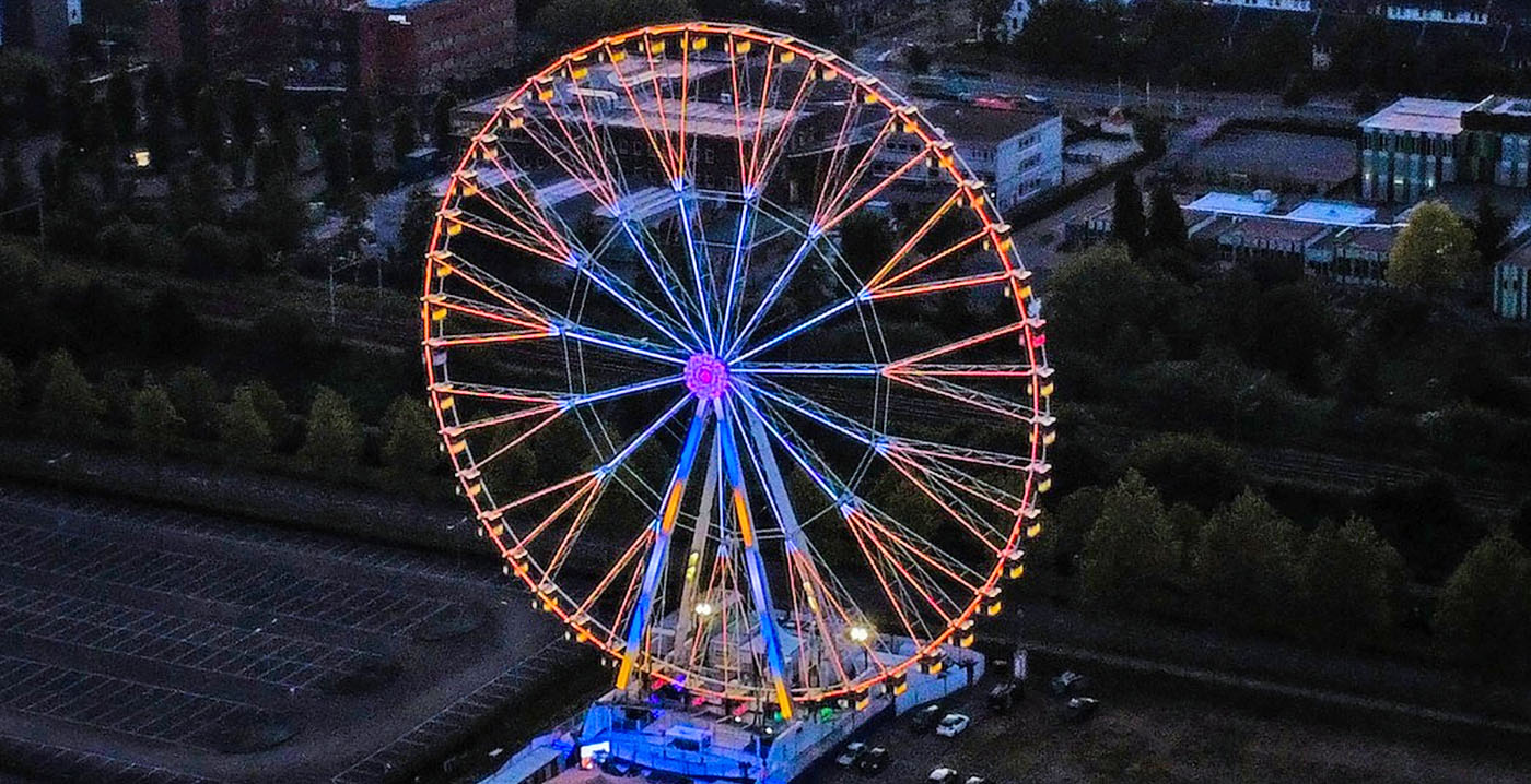 Tientallen meters hoog Smakenrad wordt te koop aangeboden