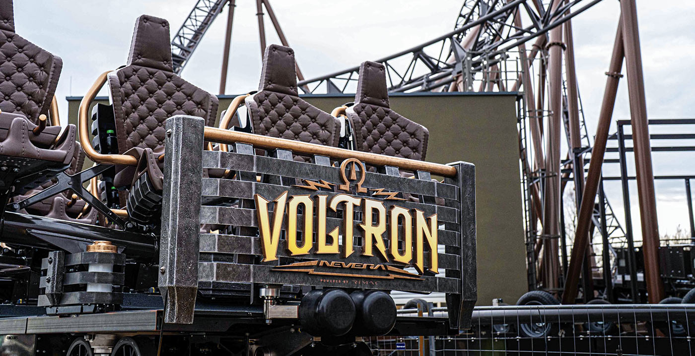 Foto's: treinen van nieuwe achtbaan Voltron in Europa-Park zijn compleet