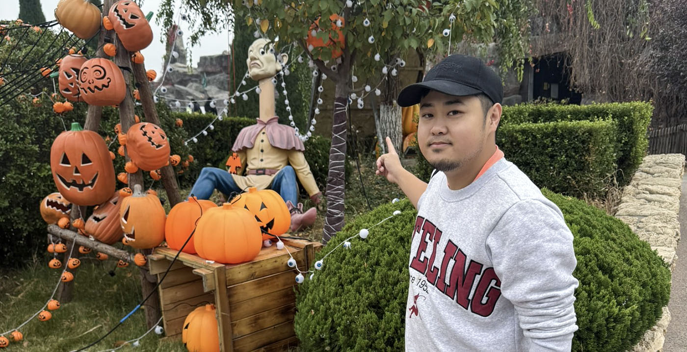 Bizar: Langnek en Efteling-bord duiken op in Chinees attractiepark