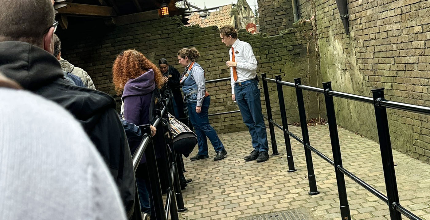 Twee Efteling-bezoekers onwel geworden in wachtrij Danse Macabre