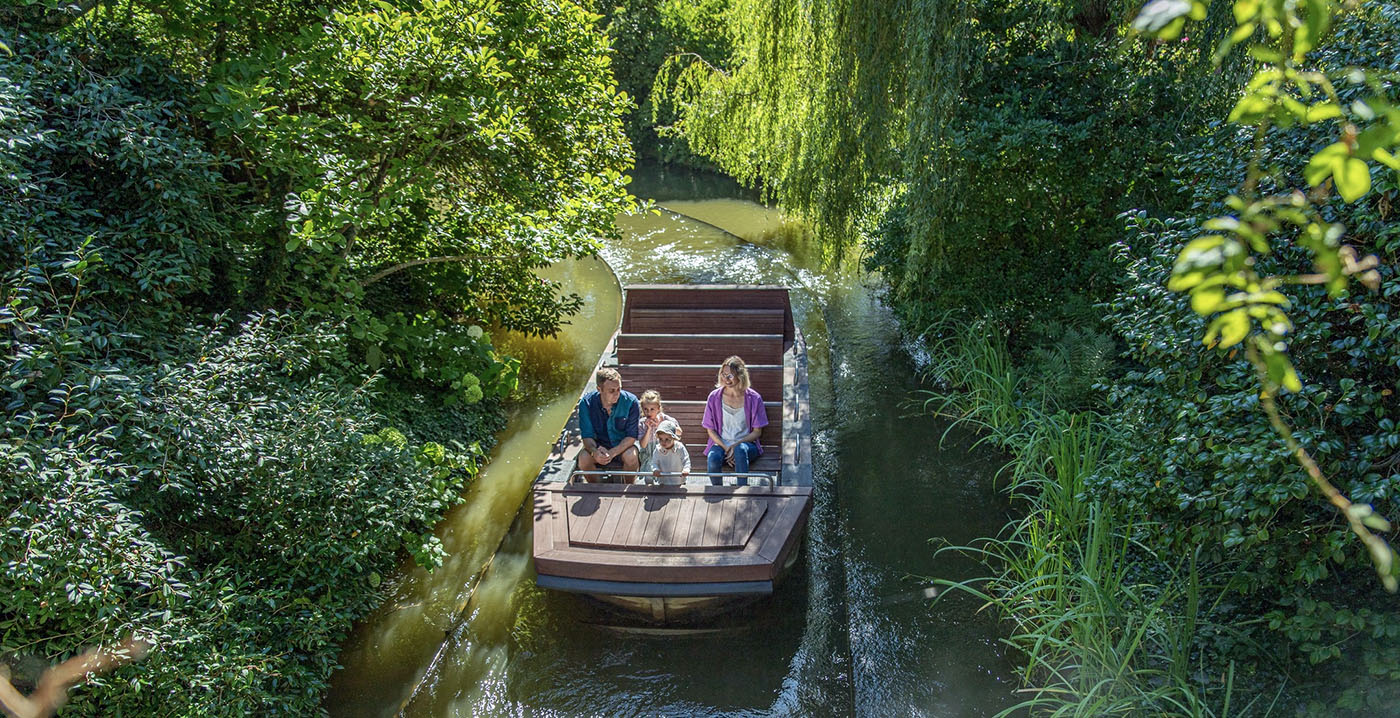 Groep achter Drievliet en Hellendoorn neemt Frans themapark over