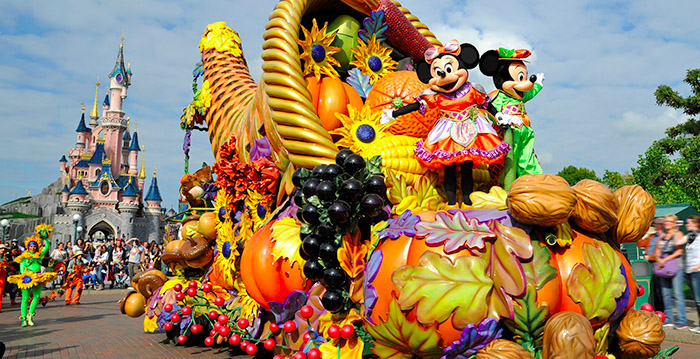 Disneyland Paris stopt met halloweenparade en halloweenshow