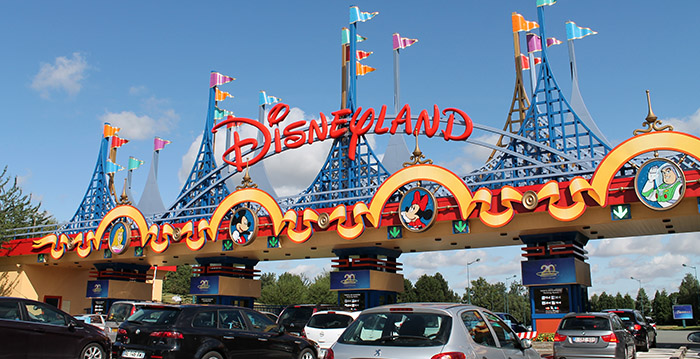 Disneyland Paris verhoogt parkeertarieven met 5 euro