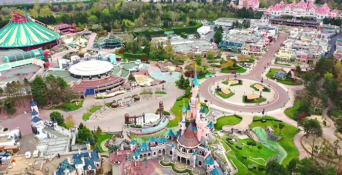 Financieel analist gokt dat Disneyland gesloten blijft tot januari 2021