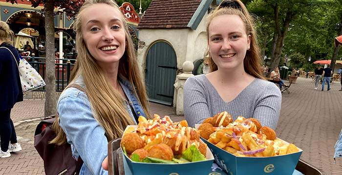 Nieuw frietgerecht in de Efteling: loaded fries jalapeño