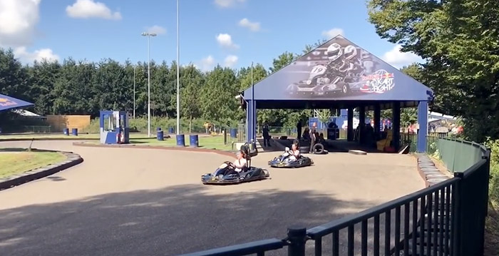 Slachtoffer kart-ongeluk Walibi Holland vertelt over trauma: 'Sociale angst en depressies'