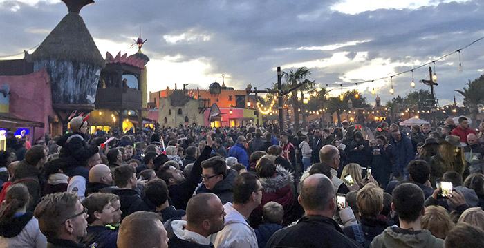 Toverland breekt bezoekersrecord op laatste halloweenavond