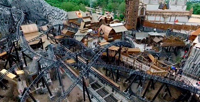 De eerste beelden: Phantasialand opent twee sensationele nieuwe achtbanen