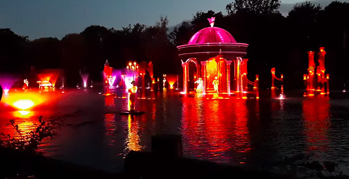 Bekende Efteling-muziek in nieuw avondspektakel van Frans themapark