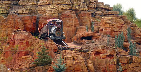 Disneyland Paris gooit Big Thunder Mountain ruim een jaar dicht