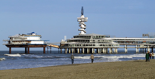 Plan voor groot reuzenrad bij ingang Scheveningse Pier